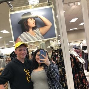 Meet your Posher, Savannah